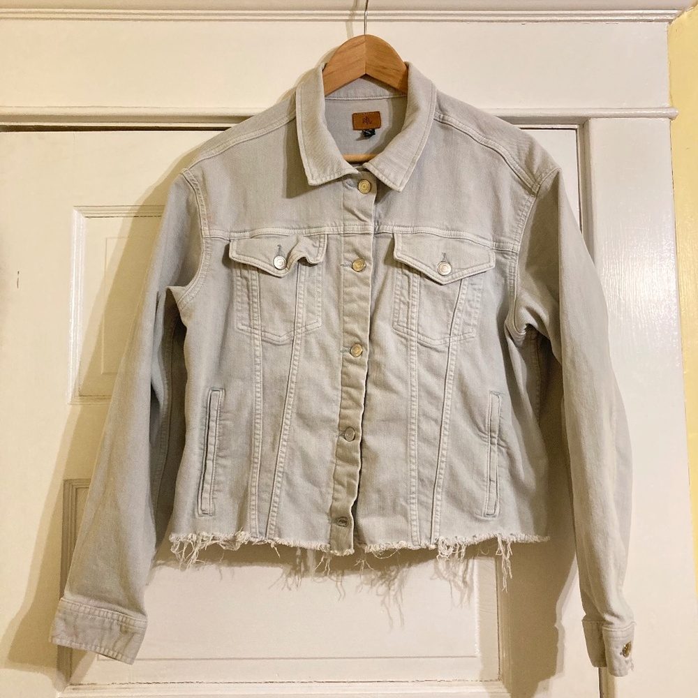 LRL Ralph Lauren Womens L Type 3 Cropped Trucker Jean Jacket Raw Edge Light Wash